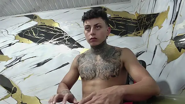 Kevin22 222 online show from 01-05-25, 08:43