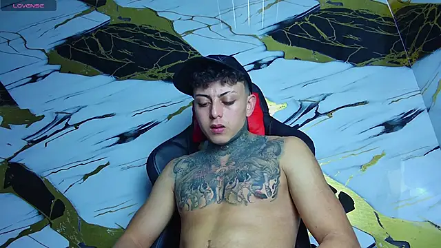 Kevin22 222 online show from 03-01-25, 10:42