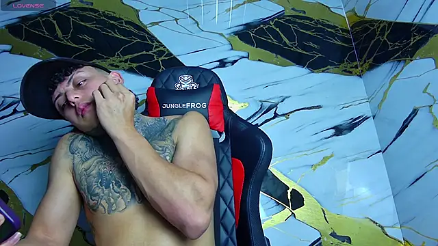 Kevin22 222 online show from 03-02-25, 01:47