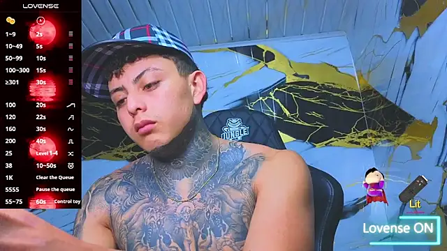 Kevin22 222 online show from 11-05-25, 04:12