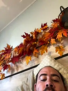 Snapshot of bighung1990 chatting on 10-03-25, 08:39 bighung1990 online show from 10-03-25, 08:39