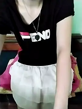Luxcute286 online show from 07-19-26, 09:24