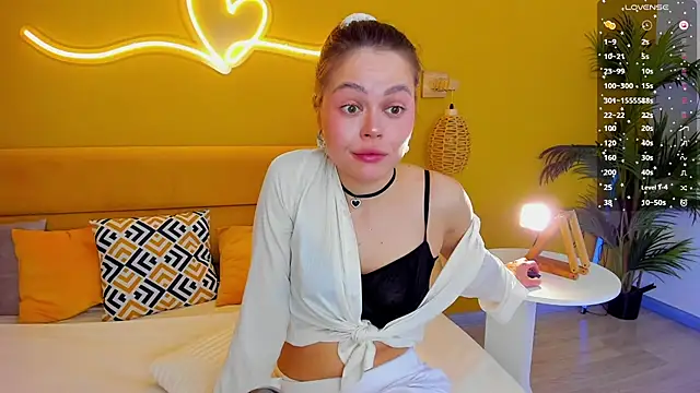 Kelly Cuutie online show from 03-13-26, 01:34