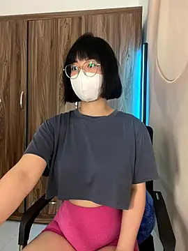 Snapshot of Baby_Claraa chatting on 09-18-25, 07:32 Baby Claraa online show from 09-18-25, 07:32