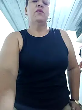 Snapshot of Fulopp15 chatting on 01-09-25, 02:01 Fulopp15 online show from 01-09-25, 02:01