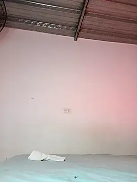 Snapshot of Fulopp15 chatting on 09-11-25, 02:00 Fulopp15 online show from 09-11-25, 02:00