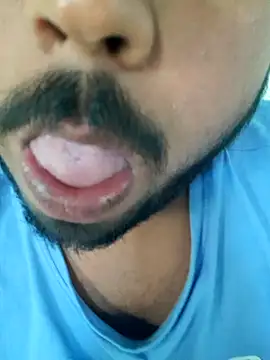 Snapshot of your_fuck_boy_00 chatting on 02-28-25, 06:10 your fuck boy 00 online show from 02-28-25, 06:10