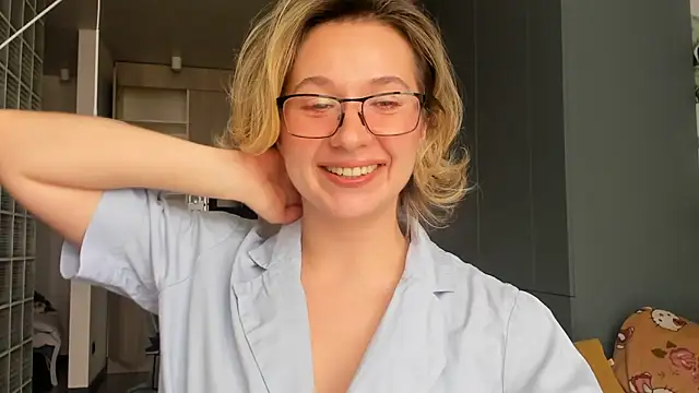 Snapshot of Lilith_lutherlow chatting on 03-26-26, 12:11 Lilith lutherlow online show from 03-26-26, 12:11