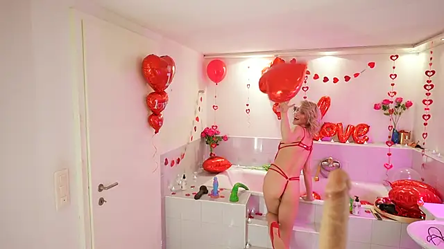 missdaisydiamond777 online show from 02-14-25, 02:02