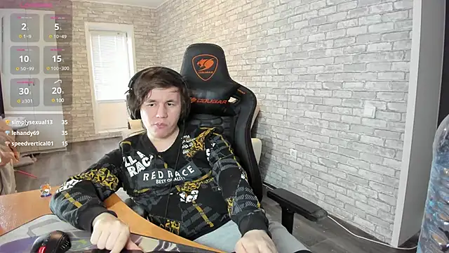 Snapshot of iliaskrislove chatting on 03-15-25, 01:18 iliaskrislove online show from 03-15-25, 01:18