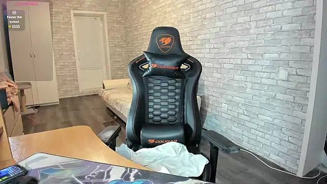 Snapshot of iliaskrislove chatting on 03-17-25, 08:19 iliaskrislove online show from 03-17-25, 08:19