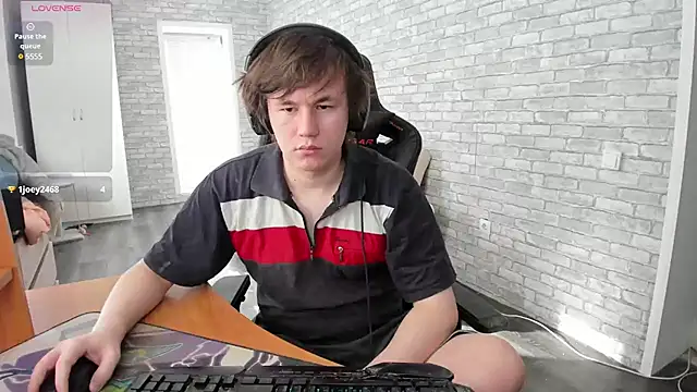 Snapshot of iliaskrislove chatting on 03-19-25, 10:55 iliaskrislove online show from 03-19-25, 10:55