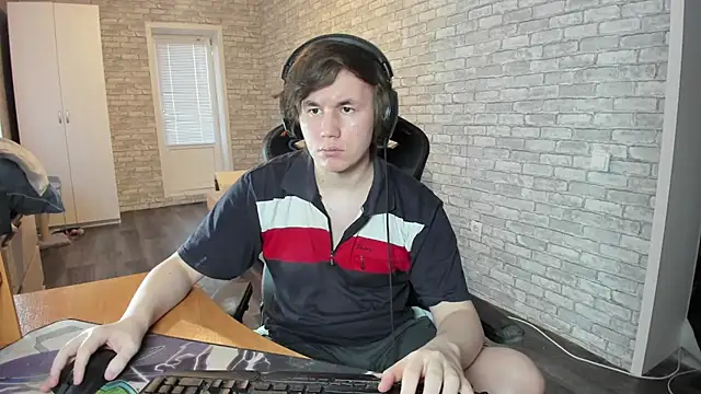 Snapshot of iliaskrislove chatting on 03-20-25, 02:21 iliaskrislove online show from 03-20-25, 02:21