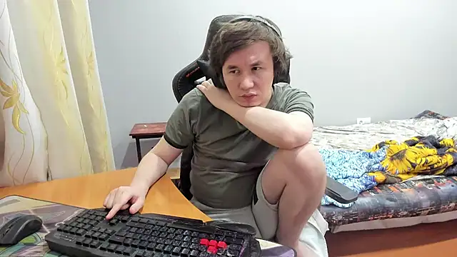 Snapshot of iliaskrislove chatting on 09-12-25, 12:44 iliaskrislove online show from 09-12-25, 12:44