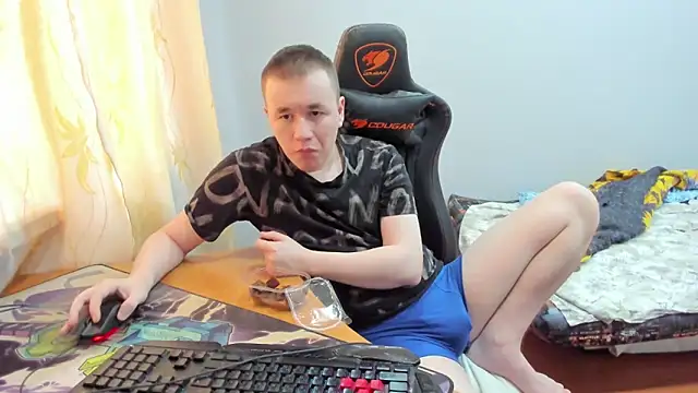 Snapshot of iliaskrislove chatting on 10-08-25, 09:29 iliaskrislove online show from 10-08-25, 09:29