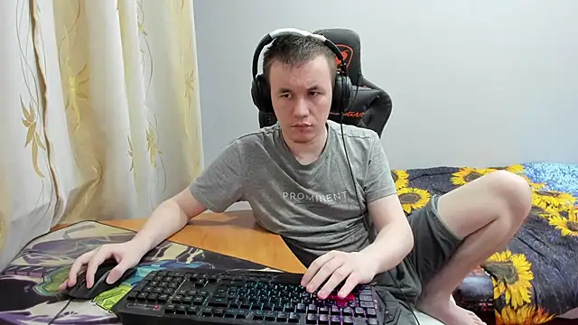 Snapshot of iliaskrislove chatting on 10-31-25, 02:40 iliaskrislove online show from 10-31-25, 02:40