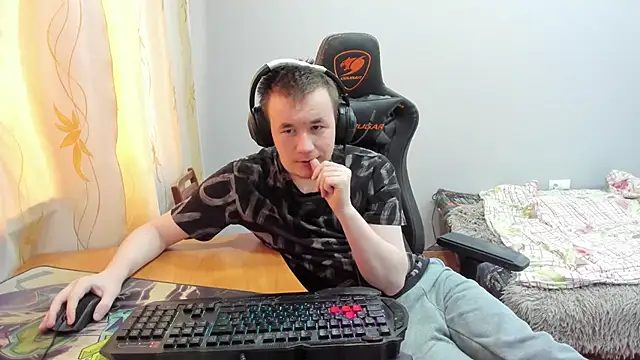 Snapshot of iliaskrislove chatting on 11-05-25, 08:58 iliaskrislove online show from 11-05-25, 08:58