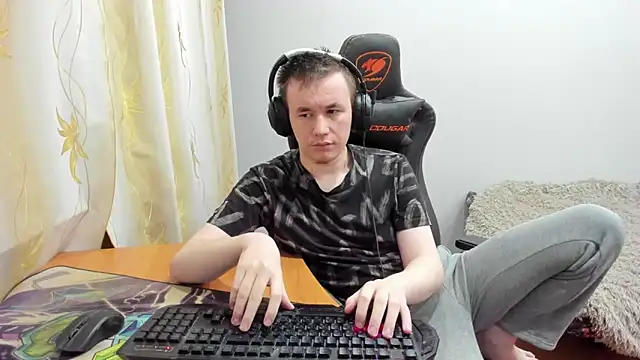 Snapshot of iliaskrislove chatting on 11-09-25, 12:09 iliaskrislove online show from 11-09-25, 12:09