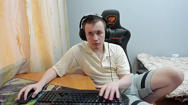 Snapshot of iliaskrislove chatting on 11-10-25, 10:25 iliaskrislove online show from 11-10-25, 10:25