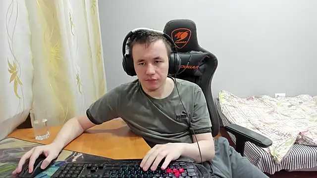 Snapshot of iliaskrislove chatting on 11-16-25, 11:43 iliaskrislove online show from 11-16-25, 11:43