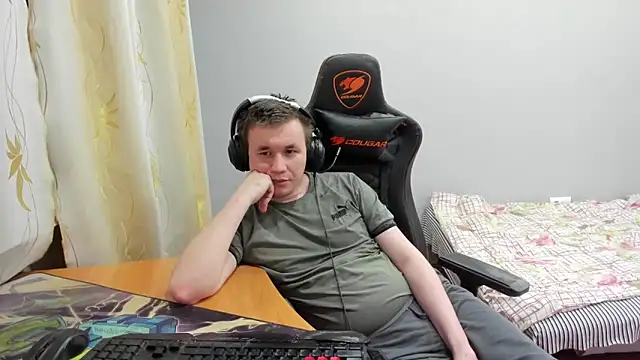 Snapshot of iliaskrislove chatting on 12-04-25, 05:43 iliaskrislove online show from 12-04-25, 05:43