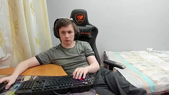 iliaskrislove online show from 03-05-26, 02:18