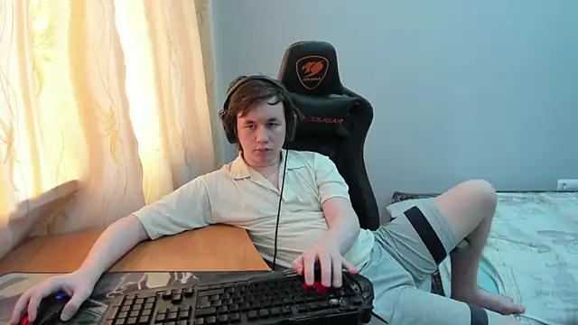 iliaskrislove online show from 04-20-26, 06:16