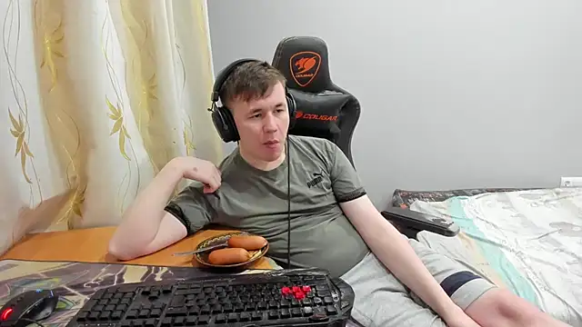 iliaskrislove online show from 04-25-26, 09:45