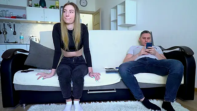 littlesweettifany online show from 03-21-25, 12:50