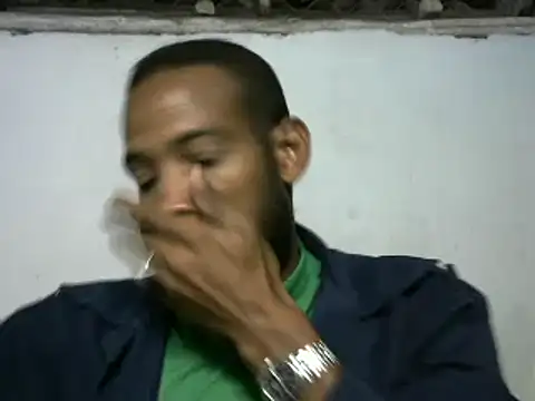 Snapshot of michel_sc chatting on 12-12-24, 10:34 michel sc online show from 12-12-24, 10:34