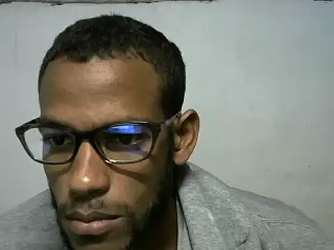 Snapshot of michel_sc chatting on 01-11-25, 10:40 michel sc online show from 01-11-25, 10:40