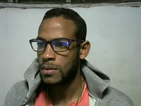 Snapshot of michel_sc chatting on 01-12-25, 06:17 michel sc online show from 01-12-25, 06:17