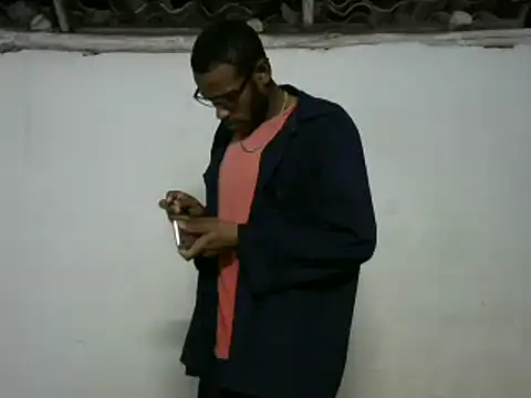 Snapshot of michel_sc chatting on 02-03-25, 10:36 michel sc online show from 02-03-25, 10:36