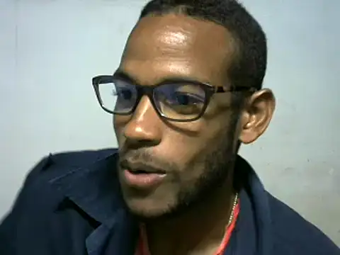 Snapshot of michel_sc chatting on 02-05-25, 10:41 michel sc online show from 02-05-25, 10:41