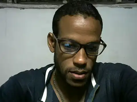 Snapshot of michel_sc chatting on 02-15-25, 10:00 michel sc online show from 02-15-25, 10:00