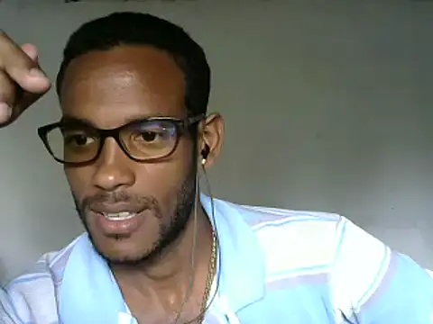 Snapshot of michel_sc chatting on 02-20-25, 12:57 michel sc online show from 02-20-25, 12:57