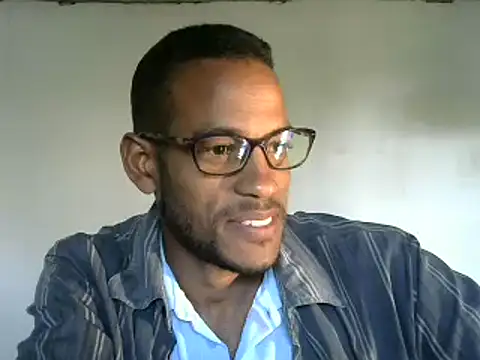 Snapshot of michel_sc chatting on 03-02-25, 12:43 michel sc online show from 03-02-25, 12:43