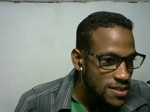 Snapshot of michel_sc chatting on 03-21-25, 07:00 michel sc online show from 03-21-25, 07:00