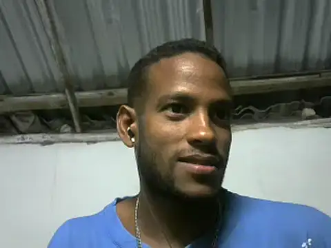Snapshot of michel_sc chatting on 10-12-25, 05:28 michel sc online show from 10-12-25, 05:28