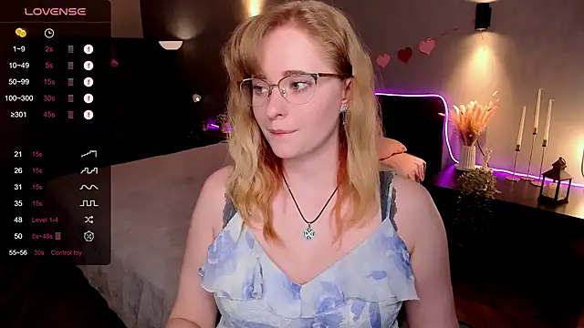 Snapshot of Aemilia_ chatting on 05-05-26, 08:33 Aemilia online show from 05-05-26, 08:33