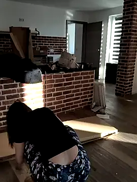 Linalicious online show from 02-03-25, 08:24