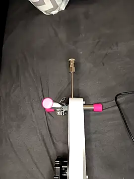 Linalicious online show from 11-20-25, 08:25