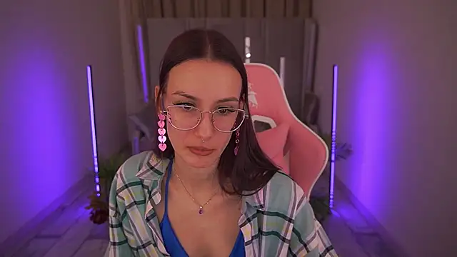 CozyMell online show from 03-03-25, 02:04