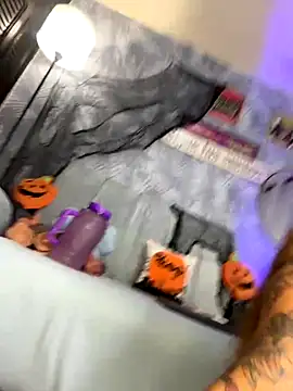 antonelaswete02 online show from 10-27-25, 11:41