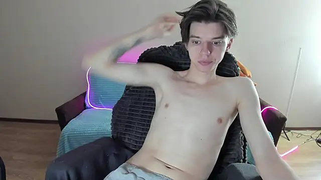 Snapshot of Liam_sexy1 chatting on 12-06-24, 04:47 Liam sexy1 online show from 12-06-24, 04:47