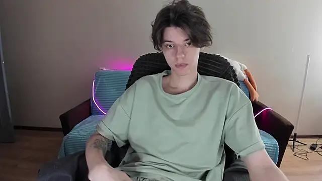 Snapshot of Liam_sexy1 chatting on 01-11-25, 07:06 Liam sexy1 online show from 01-11-25, 07:06