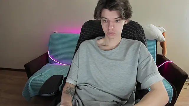 Snapshot of Liam_sexy1 chatting on 01-21-25, 08:41 Liam sexy1 online show from 01-21-25, 08:41