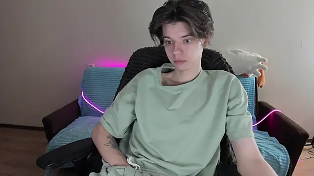 Snapshot of Liam_sexy1 chatting on 01-27-25, 04:52 Liam sexy1 online show from 01-27-25, 04:52