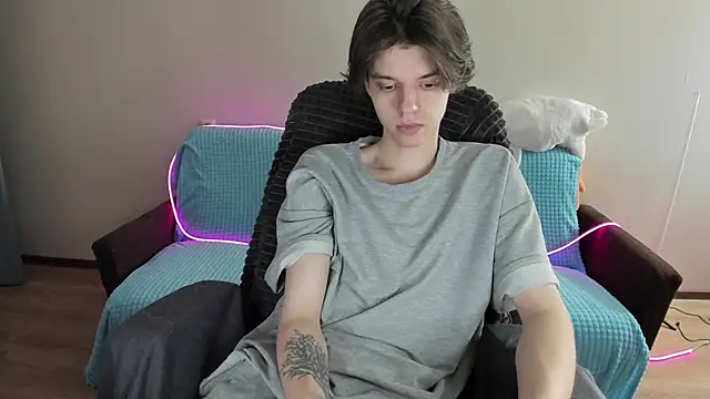 Snapshot of Liam_sexy1 chatting on 02-01-25, 01:09 Liam sexy1 online show from 02-01-25, 01:09