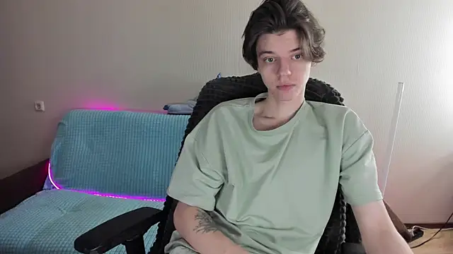 Snapshot of Liam_sexy1 chatting on 02-11-25, 08:58 Liam sexy1 online show from 02-11-25, 08:58